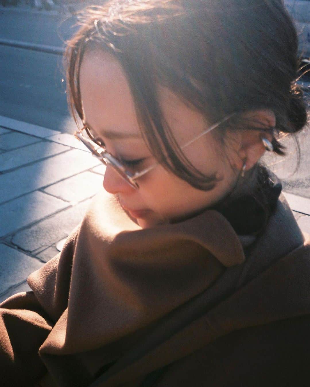 のインスタグラム：「皆さま、今年もありがとうございました。 沢山の経験ができた2019年を糧に、2020年も自分らしく頑張ります。 色んな事が起きるであろうこれからを、大きな心を持って力を付けて踏ん張って乗り越えて行きたいと思います。 皆さまも良いお年を！！ #これらは先日のパリ」