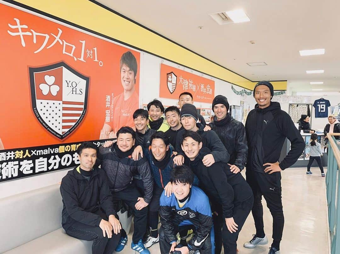 工藤壮人さんのインスタグラム写真 - (工藤壮人Instagram)「レイソルユース90年会⚽️ #毎年恒例 #今年参加者少なめ #酒井もいるよ☝️ #村井一俊 #恩師 #ジュニアサッカー界の神」12月31日 13時35分 - masato_kudo_official