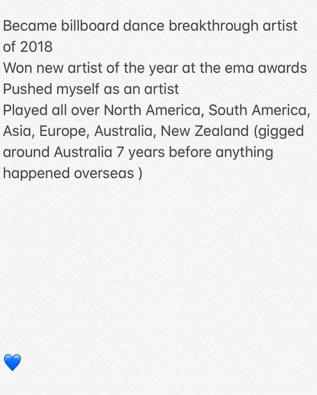 アリソン・ワンダーランドさんのインスタグラム写真 - (アリソン・ワンダーランドInstagram)「Please read. What a fucking decade. I never knew it but it changed my life. Thank u to all of u. I swear to whatever god u believe in that if you stick at something and work very hard from a pure place in your heart that you can do anything. I struggled with a lot of obstacles but I pushed through. I’ve listed a some of the things im most proud of sorry if I forgot something.  I really hope all of u have the best fucking new year. Try not to put too much pressure on it tho. Just be the best you that you can be and keep your eye on the prize whatever that is. Even w challenges just stay real I know everything will work out. I wanna thank u guys for always accepting whatever way my creativity went, ty for rolling w me when I took risks, ty for reminding me not to give up (this industry can b fake af) ty for being there for eachother too. Best fans. i feel v proud. Love u. Swipe for rare pants pic for good luck also thanks @garthfauce  Side note I forgot to add I wrote music for an anime called carol and Tuesday, I had the intro song to FIFA20 and the intro song to NBA 2k17 & won $20,000 for the suicide prevention hotline by playing the fortnite pro am :)」12月31日 14時46分 - alisonwonderland