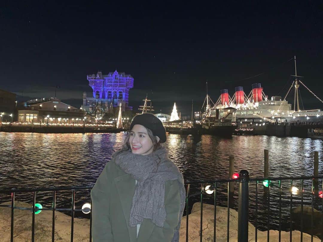 高橋和美のインスタグラム：「. Have a wonderful new year! #disneysea#personilove ♡💋」