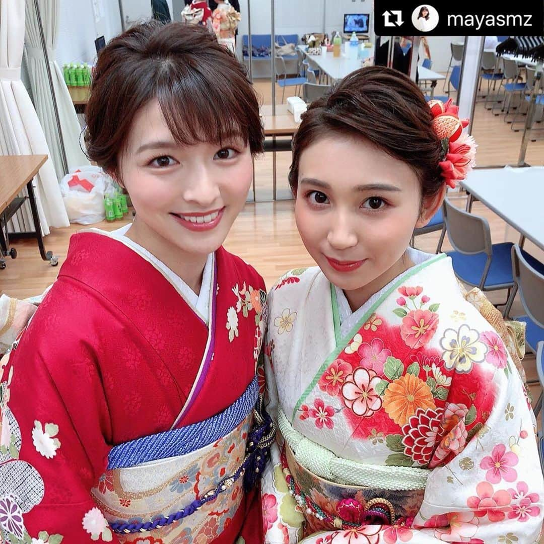 野嶋紗己子さんのインスタグラム写真 - (野嶋紗己子Instagram)「明日のコトノハ図鑑、大吉アナウンサー、同期の清水アナウンサーと共に司会を務めます！下記の③も、清水さんと一緒に出演します😇🌸 #Repost @mayasmz with @make_repost ・・・ 【元日🎍出演番組のお知らせ】  ①元旦あさ6:30〜7:30 TBS系『令和も見せます！森田さんのニッポンの初日の出』内で 関西の初日の出を全国の皆さんへ中継でお伝えします😆🌅✨ .  ②そのあと7:30〜は MBS『コトノハ図鑑正月スペシャル　おめでたいコトノハ2020』  大吉アナ、野嶋アナとMCを務めました！ 女性陣の綺麗なお着物にも注目です👘💓 .  どちらもぜひ見てみてください╰(*´︶`*)╯ .  そしてそして... .  ③10:30〜17:35は MBSラジオ『福島のぶひろの大新年会！おめでとう日本！』に 14:00ごろまで出演予定です📻  よろしくお願いします！  2019年は大変お世話になりました。 たくさんの出会いと学びに溢れた一年でした。 これからもよろしくお願い致します。  それではみなさま、 良いお年をお迎えくださいませ🐭🌅 .  #MBS #毎日放送　#MBSアナウンサー　#コトノハ図鑑　#初日の出　#清水麻椰」12月31日 15時09分 - nojima_sakiko