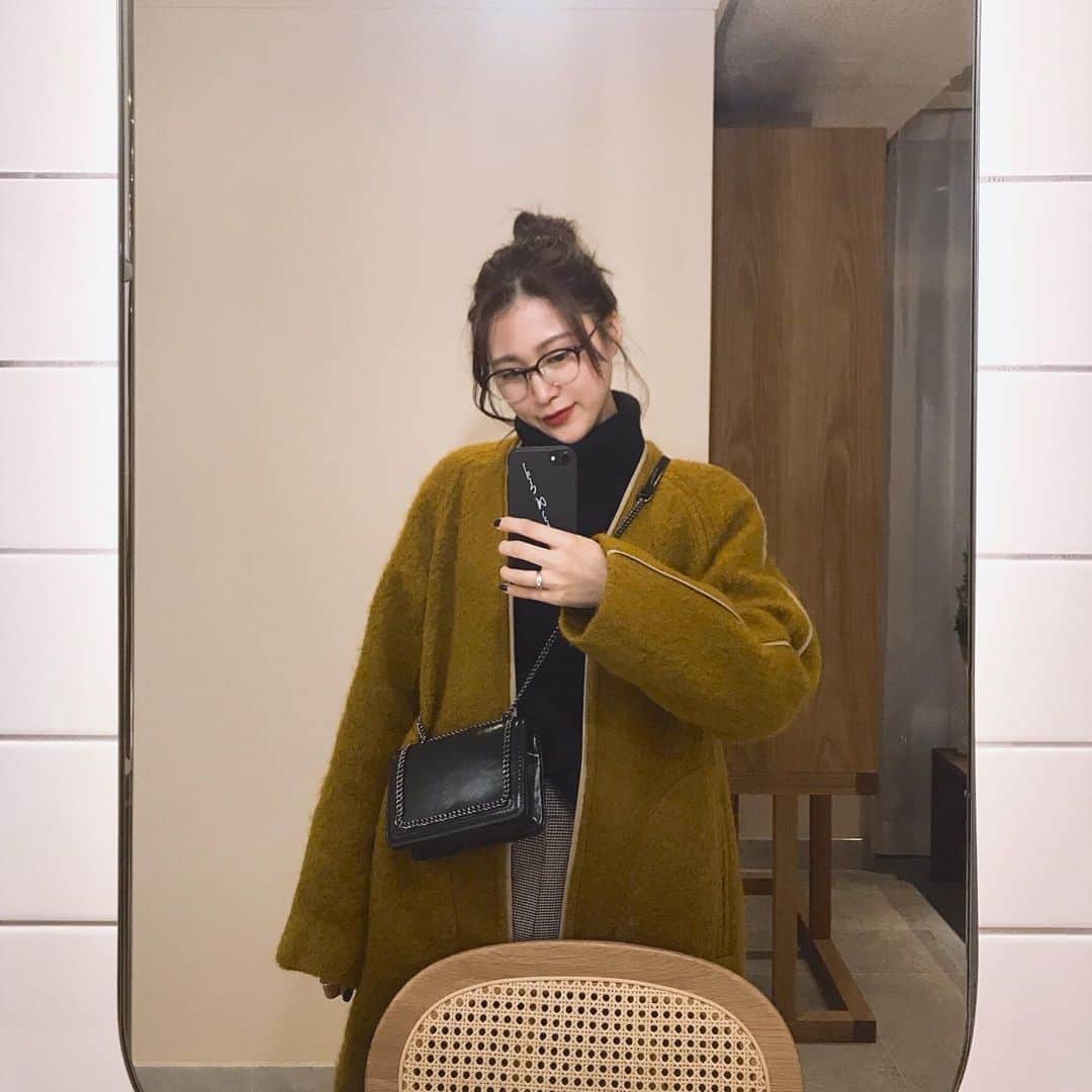 後藤夕貴のインスタグラム：「みなさま良いお年を！ 2019年もたくさんありがとうございました🖤 ㅤ #ゆき_code  #2019年」