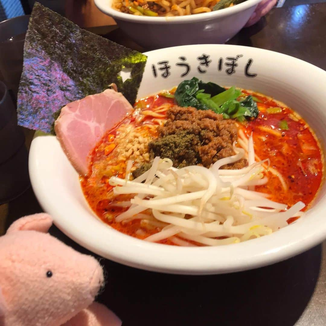 矢崎存美さんのインスタグラム写真 - (矢崎存美Instagram)「ほうきぼしの坦々麺食べ納め。 #ぶたぶた #山崎ぶたぶた #矢崎存美 #ほうきぼし #坦々麺」12月31日 15時59分 - yazakiarimi