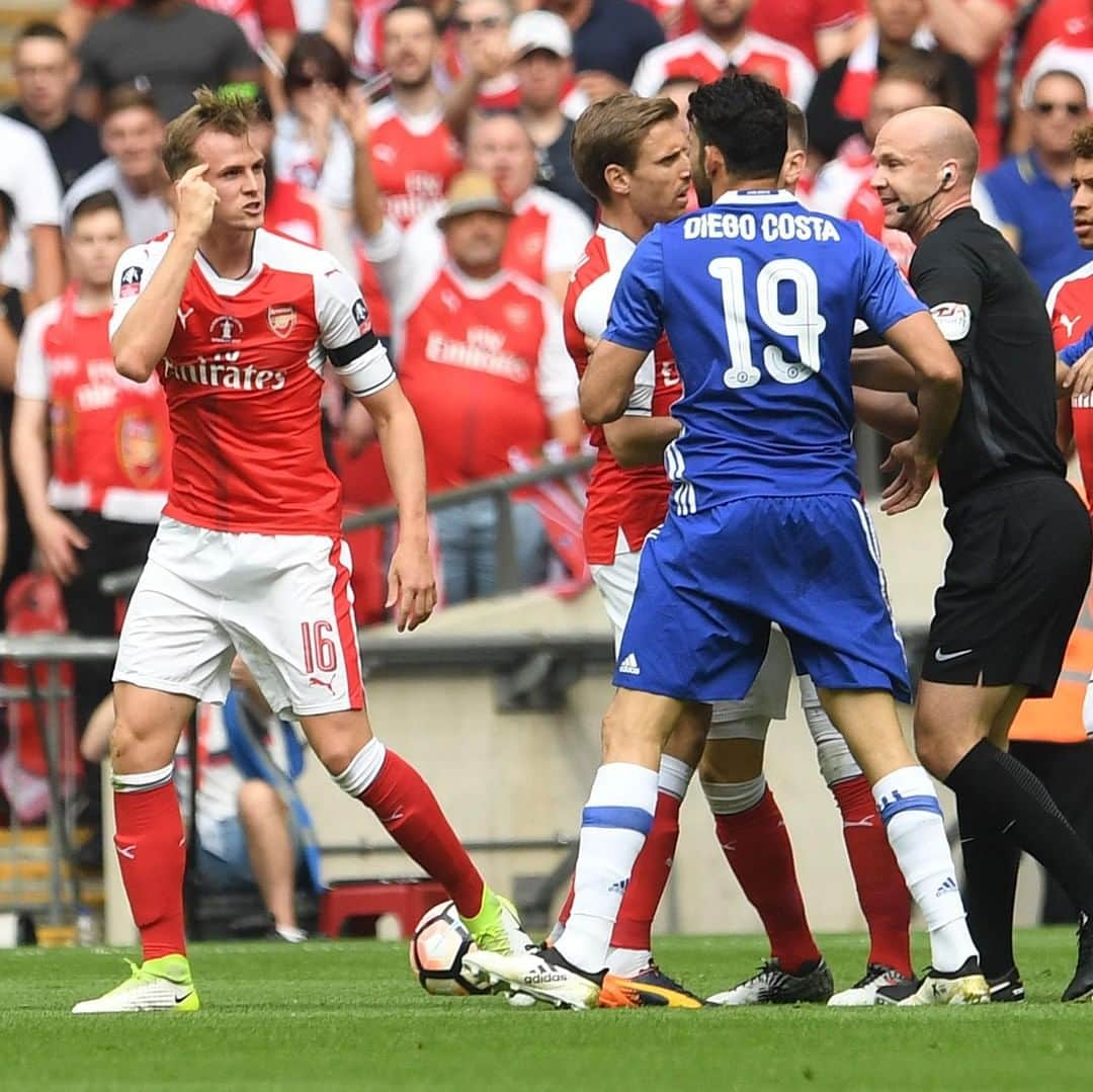 アーセナルFCさんのインスタグラム写真 - (アーセナルFCInstagram)「Images of the Decade....⁠ ⁠ 2️⃣0️⃣1️⃣7️⃣ – Rob Holding keeps his cool during the FA Cup final win over Chelsea at Wembley⁠ ⁠ #Arsenal #AFC #Holding #FACup #decade #2010s #Wembley」12月31日 16時00分 - arsenal