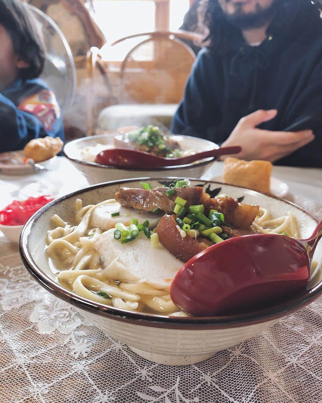 池田泉さんのインスタグラム写真 - (池田泉Instagram)「何度食べても飽きないんだよなぁ。 🤤 #沖縄そば」12月31日 16時09分 - xxizumi123xx