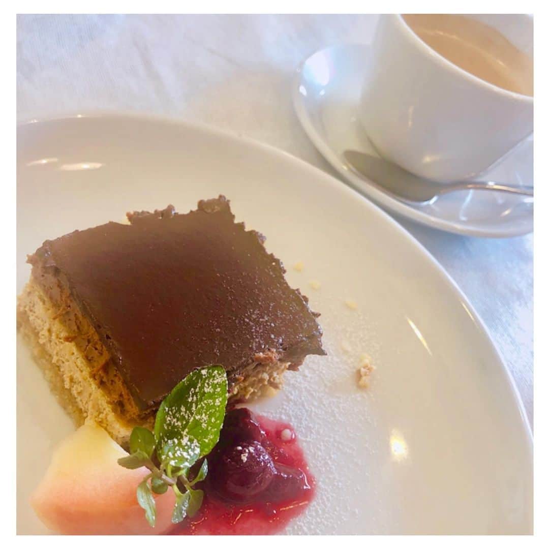 山田優依のグルメインスタ