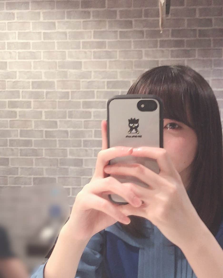 百瀬怜のインスタグラム：「今年一年ありがとうございました！ 今、湯船に浸かってるよ🛁（この時間にお風呂入らないとテレビ争奪戦に間に合わないのだ） 2019年インスタの投稿もこれで最後です ちあーずも更新します SNSもたくさん増えたなあ！コメントたくさんしてくれてありがとうございました！ このiPhoneケースはこないだ友達が誕プレでくれました( ◜◡◝ )！お気に入りです！透ちゃんからはばつ丸グッズを貰ってねるちゃんからはポケモンのゲームをもらったのでやろうと思います （しきちゃんは会うたびにちょこちょこくれるらしい）（そっちゃんまってるよ♡ﾞ） スプラとソードもやるぞ〜 みんなはなにするの？？？🎍💬 2019年ありがとう 良いお年を〜  #大晦日」