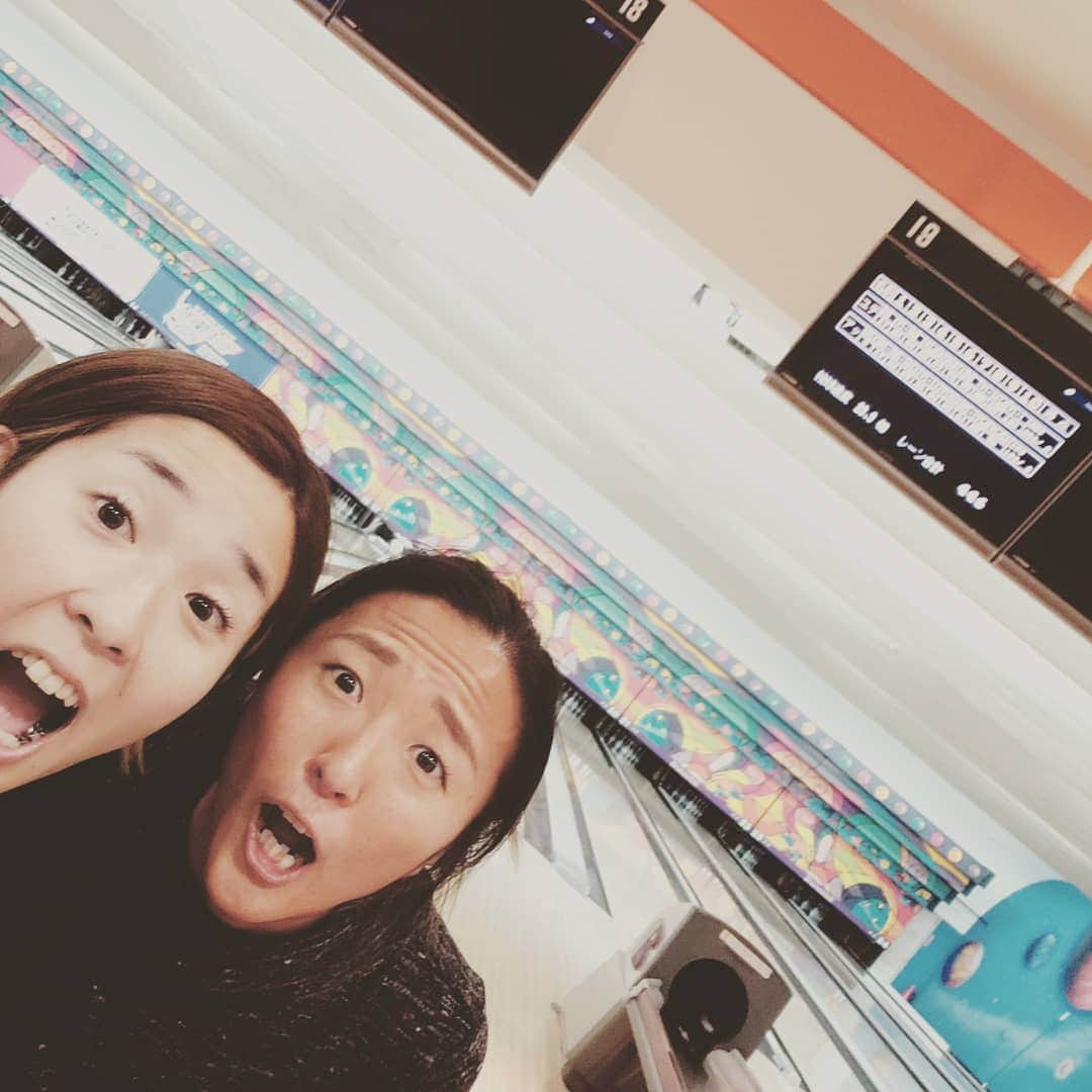 永里亜紗乃さんのインスタグラム写真 - (永里亜紗乃Instagram)「良いお年を😍 #投げ納め #ボーリング #コントロールショット」12月31日 17時16分 - asano124