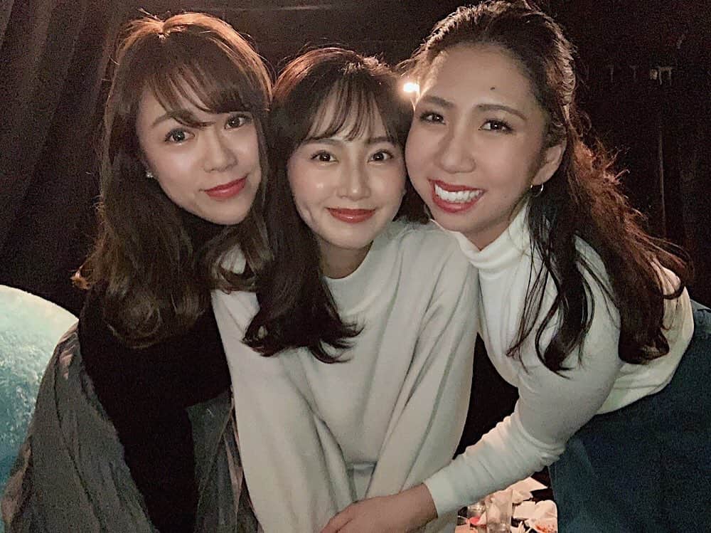 NAKATANIYUKAのインスタグラム：「親U〔親友〕通り越して親Ｖ♡」