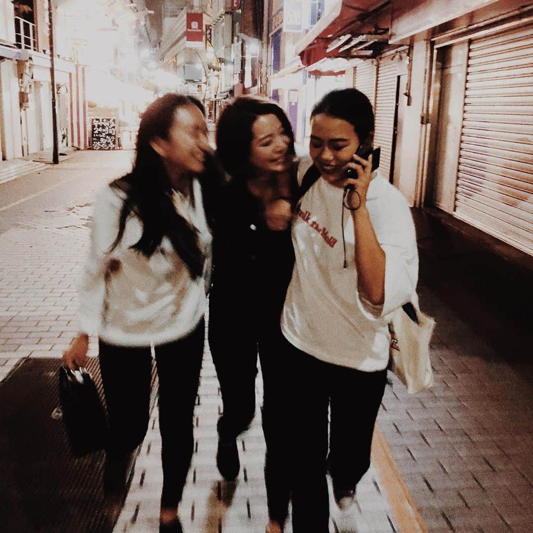 野澤麗花のインスタグラム：「今年もありがとうございました♥️ ここに居ない人たちもね🥺 大好き！ @h.runa044 @mei____18  @shukomg  @nagiko_sato @shigeharuuuu @pmaaayo @novelcas17 @___mse____  @ll7l0l @chihirokxx @mari.nowicki @ami_sugano  @yu1212ko @curlykaren325  @rena111i  @ntymika  @shinpeei777  @jinta0902  @maopu_23  @723_1993  @hruuu___11  @hikkan0516  @_ayasgram_  @risaaaa0730」