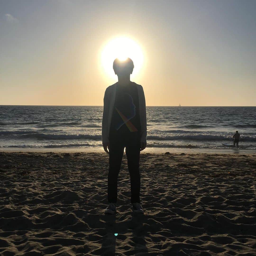 小山田圭吾のインスタグラム：「🌅2謹0賀2新0年🌅」