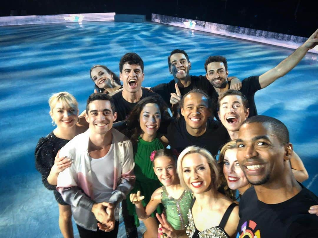 ハビエル・ラジャのインスタグラム：「Just watched the entire show on TV and honestly I would have not expected a better way to finish the year. Performing on tour for the past weeks at @revolutiononice with all my friends, flipping out each night with the crowd and bringing home unforgettable memories.  Congratulations to @itsmedwlsn & @sandra_bezic for creating such a beautiful story that make dreams come true.  And special thanks to my long time friend and skating mate @javierfernandezskater for letting me be a part of your shine ✨  Love you all. Thank you 🤗」