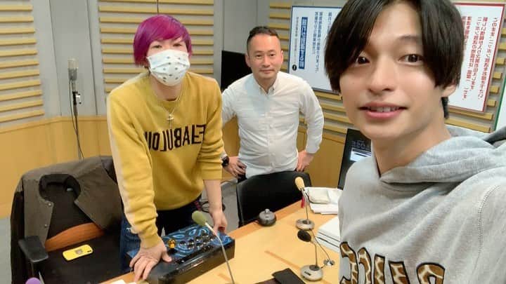 のインスタグラム：「2019年ありがとうございました！ 【AKIのオールナイトニッポン0〜eスポーツSP〜】1月4日(土)深夜3:00〜 よろしくお願いします！」