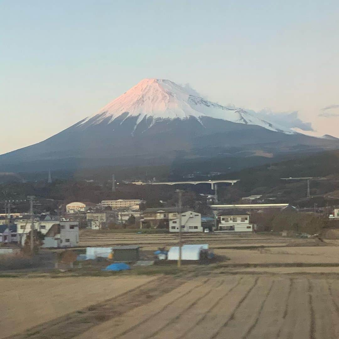 小椚ちはるさんのインスタグラム写真 - (小椚ちはるInstagram)「ありがとう2019年❤️ 今年もたくさんの方に応援、サポートしていただいてとっても素敵な一年になりました！ みなさんありがとうございます！  It’s been such a great year 2019❤️ Thank you for all your support!!!!」12月31日 20時28分 - chiharuokunugi