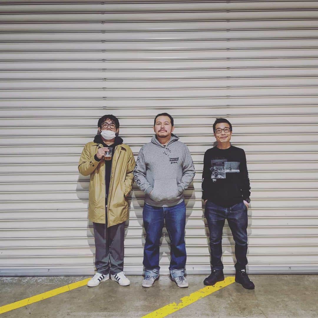 磯部正文のインスタグラム：「2019年  全国各地・台湾で  お世話になった皆様ありがとうございました  きたる 2020年もHUSKING BEE結成25周年yearとしての活動は続きますのでお楽しみに そしてまた  新しい音源もお届け出来れば！ 来年もよろしくお願い致します  良いお年を☆  #huskingbee」