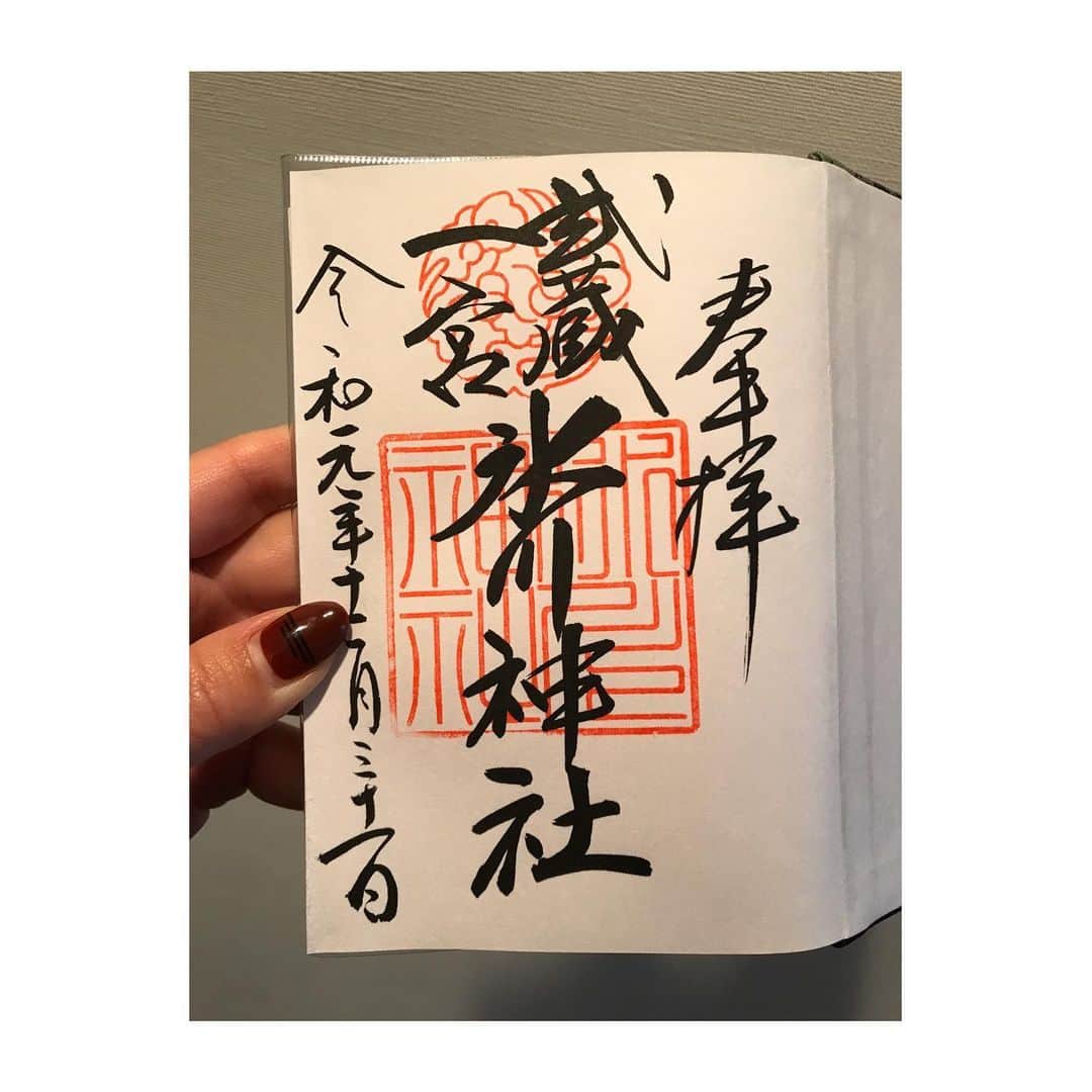 小林未来さんのインスタグラム写真 - (小林未来Instagram)「おかげさまで無事に仕事納め‼️からの #氷川神社 に1年の御礼と破魔矢を納めに行ってきました⛩ 今年もInstagramでは、いいねやコメントでの応援本当にありがとうございました🚃🚃 2020年は更新率UPできるように頑張りますので、これからもよろしくお願いします❤️❤️」12月31日 20時34分 - mirai.kobayashi