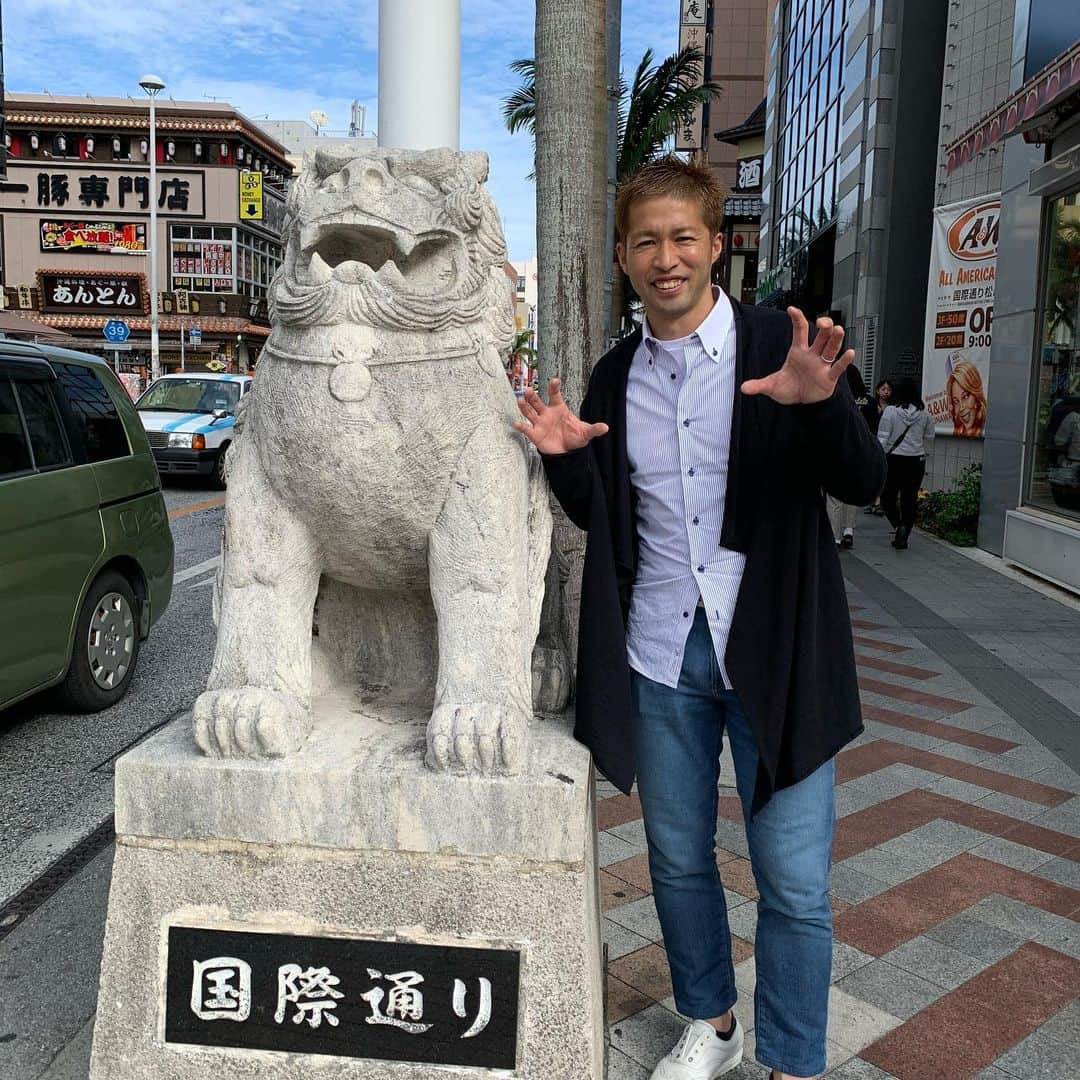 森崎浩司さんのインスタグラム写真 - (森崎浩司Instagram)「沖縄旅行✈️③ 花人逢🍕&国際通り😉 #花人逢 #ピザ美味い #国際通り」12月31日 21時00分 - koji.morisaki77