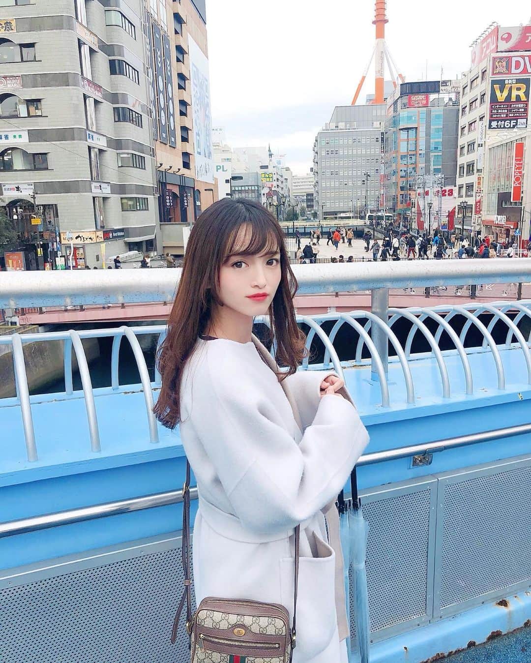 三田寺円のインスタグラム：「2019年も もうあと数時間🧸🎁 今年もお世話になりました💫 . 来年2020年は今年より 良い一年になりますように💘 皆さん良いお年を🌎💗」