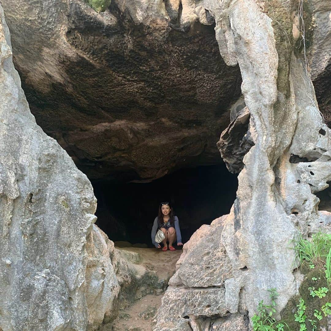 中島早貴さんのインスタグラム写真 - (中島早貴Instagram)「#ナカジマ旅 in プーケット🇹🇭 1日かけて島巡りもしました。 海入っては大地に癒されの繰り返し旅。思い出しただけで。。。🥺✨✨✨ 1.ジェームスボンド島初ウォッチングのわたし 2.記念に 3.探検隊してるとこ 4.地層？が凄かった！大地を感じた！！！！ 5.キュートな生物に遭遇 6.キュートな生物に遭遇part2」12月31日 21時25分 - saki__nakajima__uf