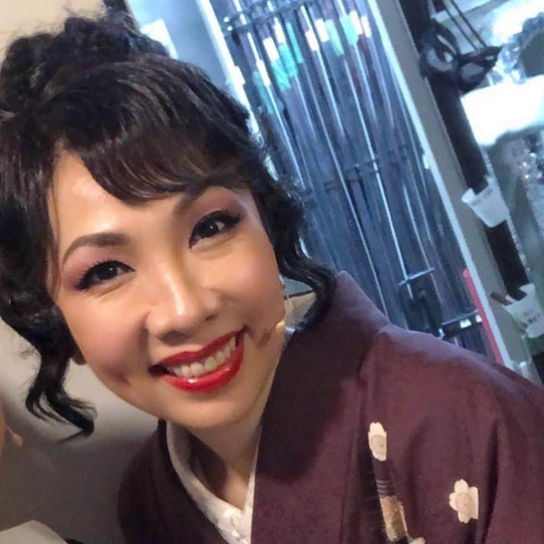 樹里咲穂さんのインスタグラム写真 - (樹里咲穂Instagram)「2019年 振り幅すごすぎな一年😆💕 ありがとうございました❤️ まもなく迎える2020年わたしは一体どこへ向かうのか。。。😊✨一度きりの人生✨色んな事に挑戦していきたいなーと思ってます💕💕 皆様も良いお年をお迎えくださいねー❤️❤️❤️」12月31日 21時45分 - juripyon1028