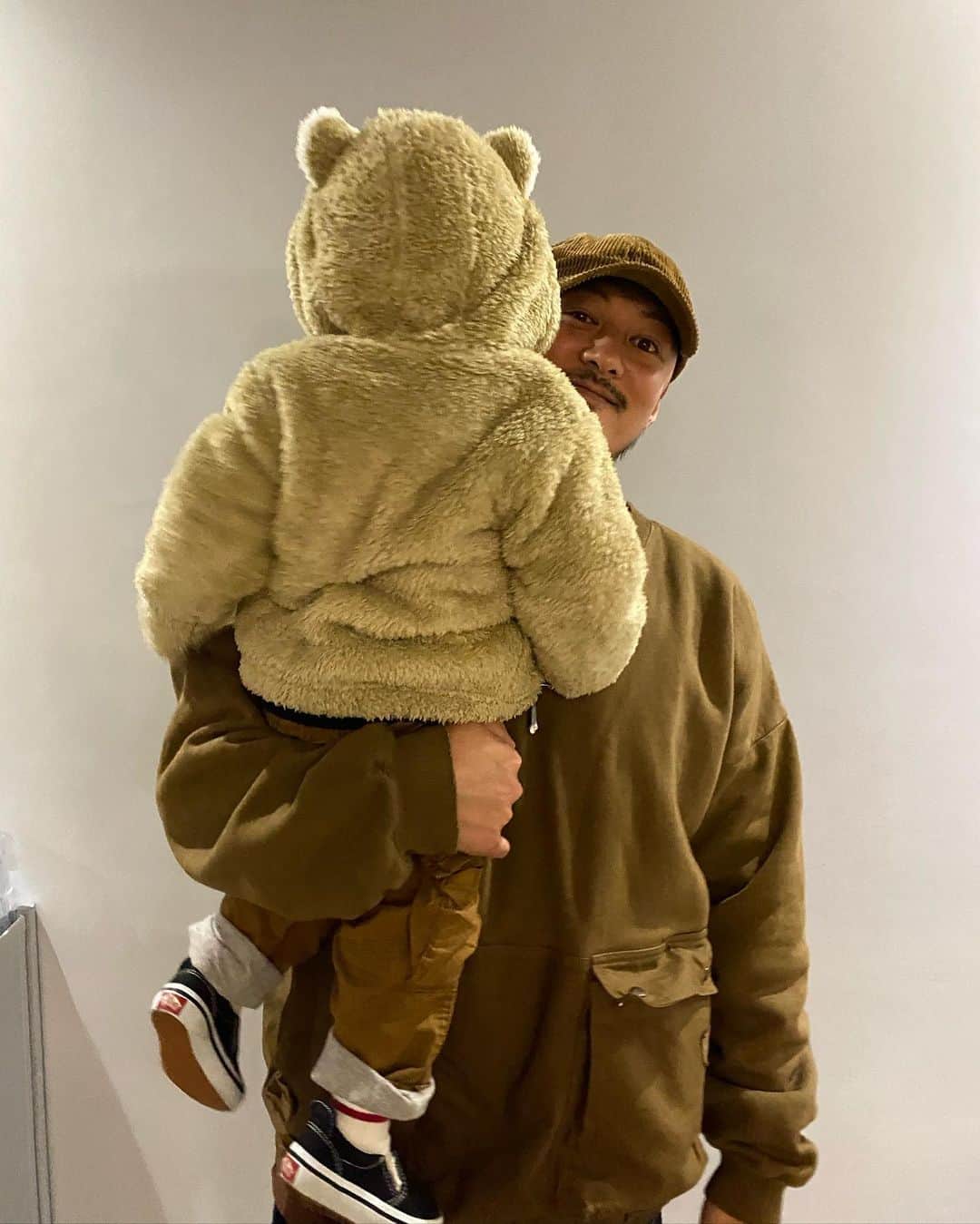 のインスタグラム：「預祝大家新年快樂🎆」