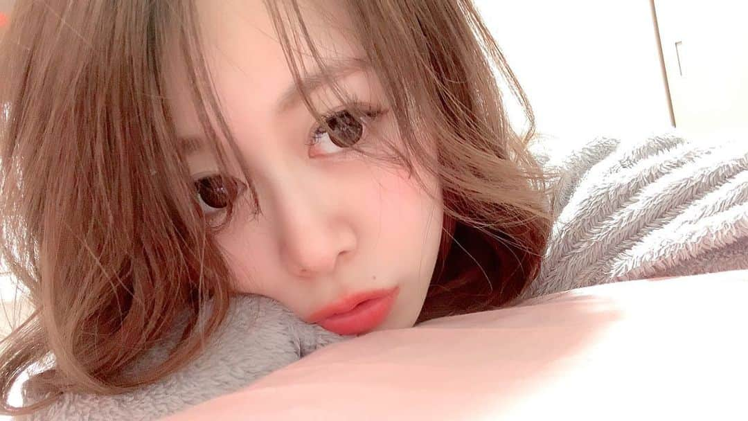 かめだなつみさんのインスタグラム写真 - (かめだなつみInstagram)「2019年お世話になった方々、本年もありがとうございました🙇🏼‍♀️ 来年もがんばります。 暖かく見守って下さい💁🏼‍♀️ . . . #モデル #タレント #model #talent #dance #サロンモデル #サロモ #撮影 #撮影会 #読モ #ootd #codenate #cute #fashion #instagood #커플티 #남친룩 #팔로우 #선팔하면맞팔 #뷰스타그램 #instagood #fff #l4like #travel #大晦日 #2019 #2020 #カウントダウン #令和最初の大晦日 #年越し #newyear」12月31日 21時43分 - kamenatsu0614