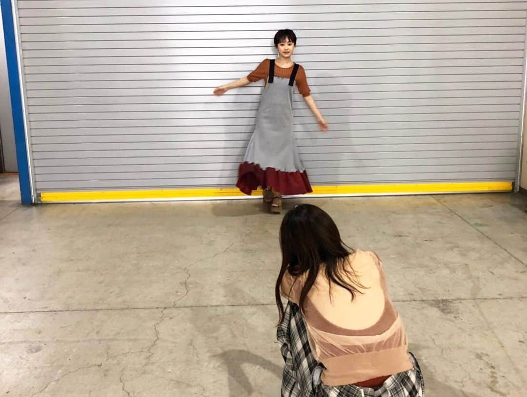 高橋愛さんのインスタグラム写真 - (高橋愛Instagram)「2019ねん その7 ㅤㅤㅤㅤㅤㅤㅤㅤㅤㅤㅤㅤㅤ ㅤㅤㅤㅤㅤㅤㅤㅤㅤㅤㅤㅤㅤ あべさんとも 共演出来ました☺️🙏🏻 ㅤㅤㅤㅤㅤㅤㅤㅤㅤㅤㅤㅤㅤ たっくさん かっこよく撮ってもらえて 幸せだねー！ って、改めて思います🥰」12月31日 21時44分 - i_am_takahashi