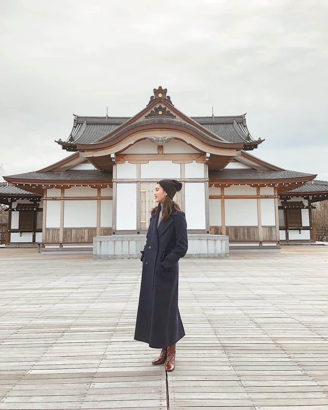 影山可蓮さんのインスタグラム写真 - (影山可蓮Instagram)「・ ・ Kyoto〜🏯 #2019 ・ ・ 年末はまったり地元満喫しております✌🏼 昨年お世話になったり応援してくださった皆様、ありがとうございました！ ・ ・ 今年は活動地が広がったり2回もCMに出させていただいたり、今までで一番色んな変化があった1年でした！ 来年はどんな1年になるか今から楽しみや😋 ・ ということで、 良いお年をお過ごしください🤲🏼 ・ ・ ・ ・ #outfit #ootd  #instafashion  #fashion  #コーデ #コーディネート #今日のコーデ #私服  #karen_k_outfit」12月31日 21時56分 - karenoutfits