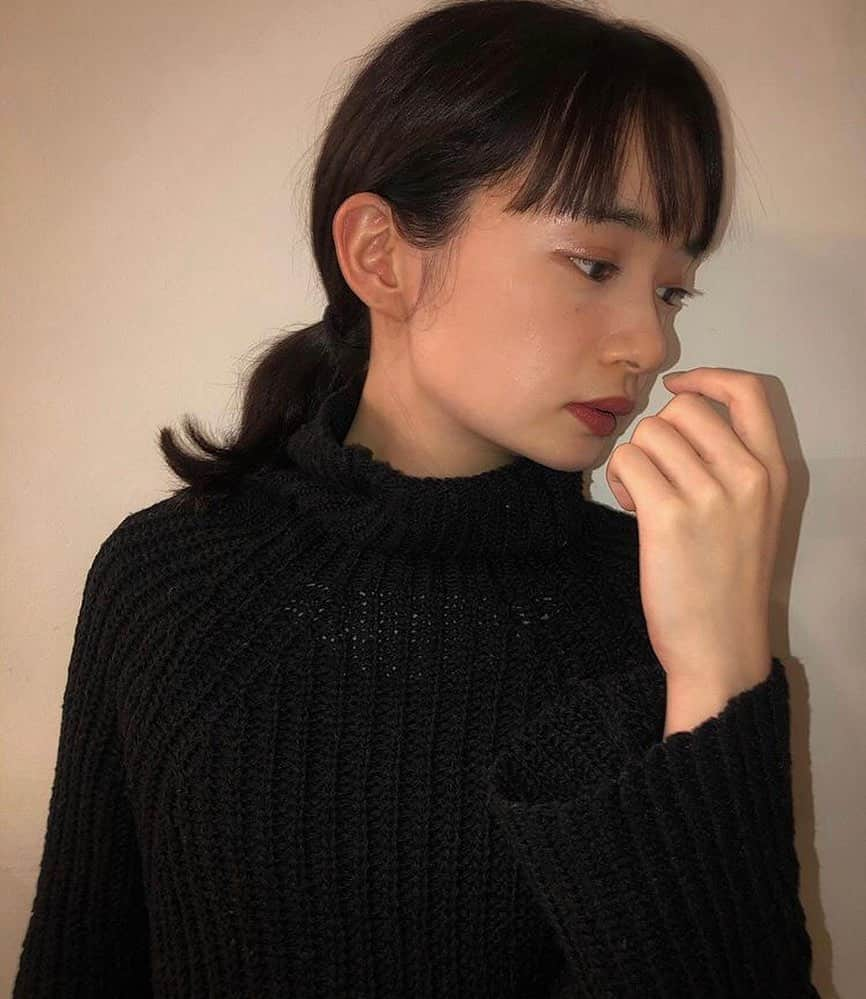 川村安奈さんのインスタグラム写真 - (川村安奈Instagram)「良いお年をお迎えください🌛 今年最後の写真は、お世話になっている @miniririco  さん🤍 #me #shooting #2019 #oooyy #撮影」12月31日 22時01分 - anna_k53