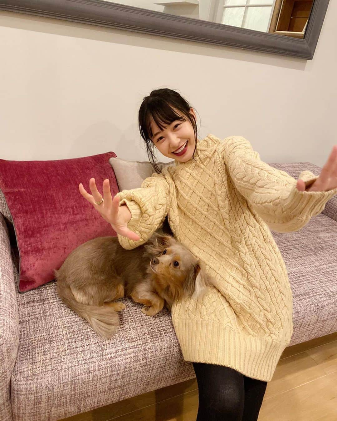 西川瑞希（みずきてぃ）さんのインスタグラム写真 - (西川瑞希（みずきてぃ）Instagram)「2019年も本当に沢山の経験をさせて頂きました❤︎伝えたいことや、届けたい想い…これからも自分らしく形にして皆さんといっぱい幸せ、喜び、楽しいを感じていきたいです . 猛スピードは出せないかもしれないけど、一歩ずつ、前を向いて、丁寧に、前進していけたらいいな☺︎ . 年が変わるまであと少し…今年も大変お世話になりありがとうございました！関わる全ての方に心から感謝します . 皆さま良いお年をお迎えください✨✨✨ . #2019 #mizukiroom」12月31日 22時24分 - mizuki_nishikawa_