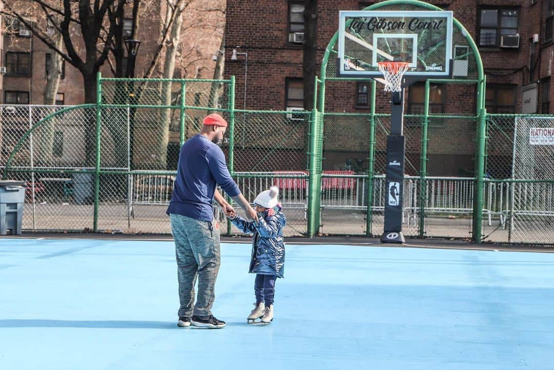 さんのインスタグラム写真 - (Instagram)「Location : Fort Greene  Date : 12/29/19 Time : 10 AM  Event : 67 on ice  Mission : Give Kids Hope Goal : To rebuild ❤️ ———————————————————————— Taj Gibson Foundation have many great things ahead stay tuned happy new year to all #67 #FortGreene #Brooklyn #TGF」12月31日 22時36分 - tajgibson