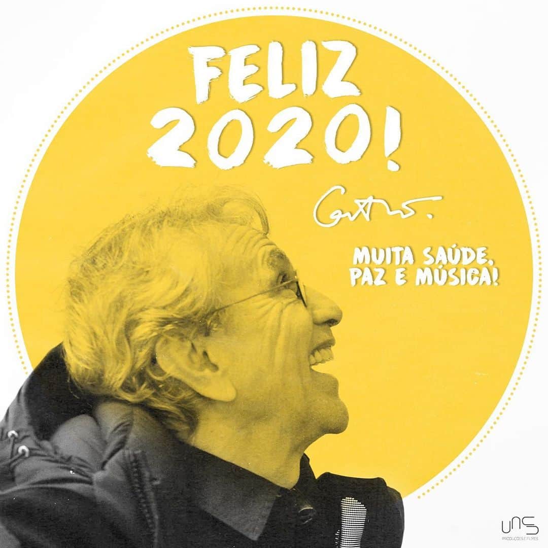 カエターノ・ヴェローゾさんのインスタグラム写真 - (カエターノ・ヴェローゾInstagram)「Feliz 2020! ✨ Desejo a todos muita saúde, paz e música em todos os dias desse novo ano que se inicia! ❤️🌟#CaetanoVeloso #FelizAnoNovo #Feliz2020 #UnsProduções foto: @taina.mxavier」12月31日 23時16分 - caetanoveloso