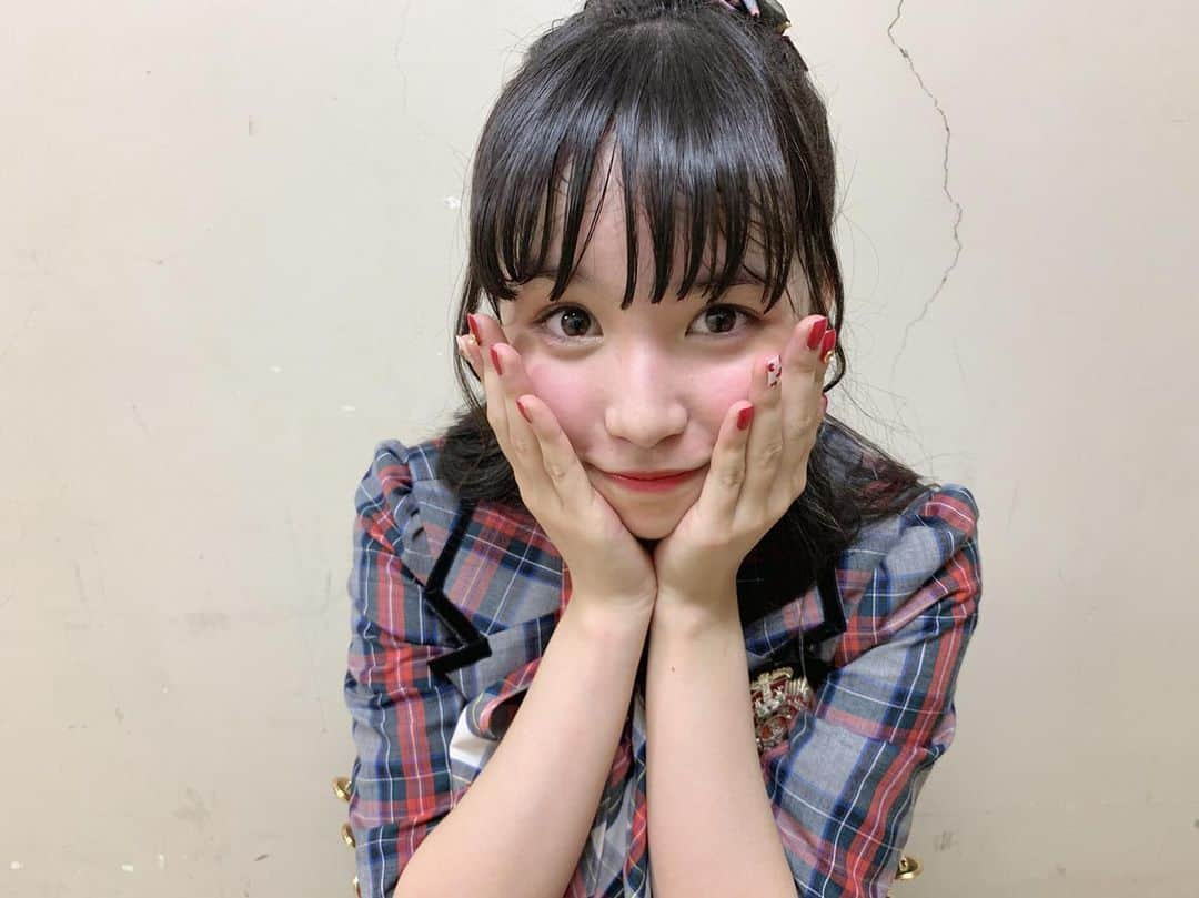 平野ひかるさんのインスタグラム写真 - (平野ひかるInstagram)「まけんグミフェスのときの📸  #まけんグミフェス #まけんグミ #汗だく #ていうか #このポーズ #多くない？笑 #チーム8 #平野ひかる」12月31日 23時22分 - hikarun80129