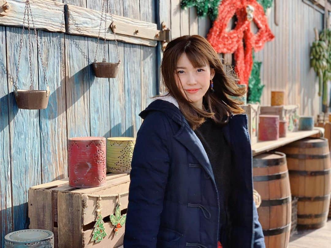 中村愛さんのインスタグラム写真 - (中村愛Instagram)「🐗♡ ・ ・ ・ 2019年もお世話になりました✨‼️ 今年はゲッターズ飯田さんに言われた通り【楽しい】1年になりました❣️ みなさんはどうだったかな⁉️ レギュラー番組だけじゃなく、阿佐ヶ谷ロフトさんでのフォーク🎸ソングの番組や、つるの剛士さんとのバイク番組も新たにできたり、ライブも定期的にやれたり、良き年でした。 そんな中、1月みんなに会えるのは10日に映画の舞台挨拶、14日にキサラ予定なのでよろしくだよ(^^) #このインスタ見てる人全員良い年でありますように #2020 #年末年始 #カウントダウンは1人で過ごしてます」12月31日 23時42分 - nakamuramura_ai