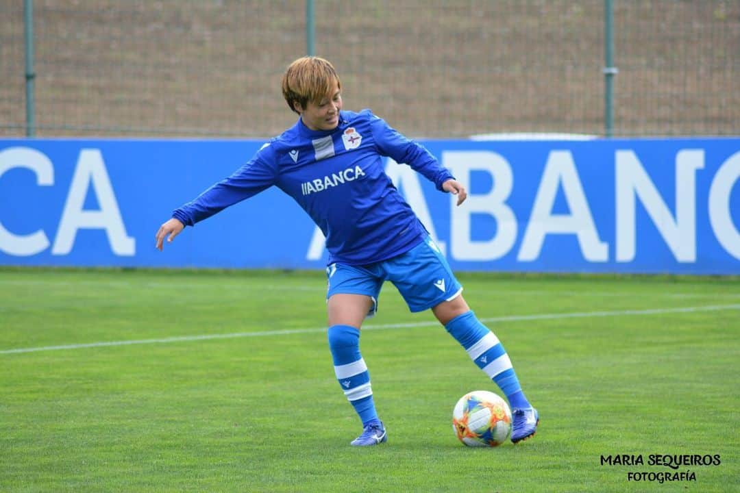 山本摩也のインスタグラム：「.﻿ ﻿ 今年も沢山サッカーで幸せになれて、サッカーで苦しんだ1年だった。﻿ ﻿ 2020年、自分の殻を打ち破って色んな事に挑戦しよう。﻿ 色んな人に出会って学ぼう。﻿ 人として、サッカー選手として影響を与えよう。﻿ ﻿ 皆さん、良いお年を！  #あけおめ #felizañonuevo」