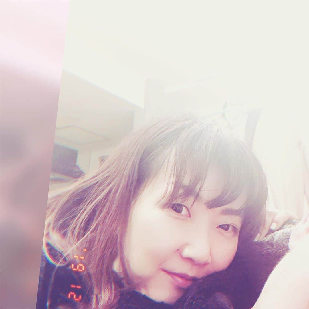 のインスタグラム：「🎶 本日無事仕事納め。  今年もあっという間。 ほんと年々1年が早過ぎて怖くなる。  お世話になったみなさま、 ありがとうございました。 良いお年をお迎えくださいませ。 * * * * * #2019」
