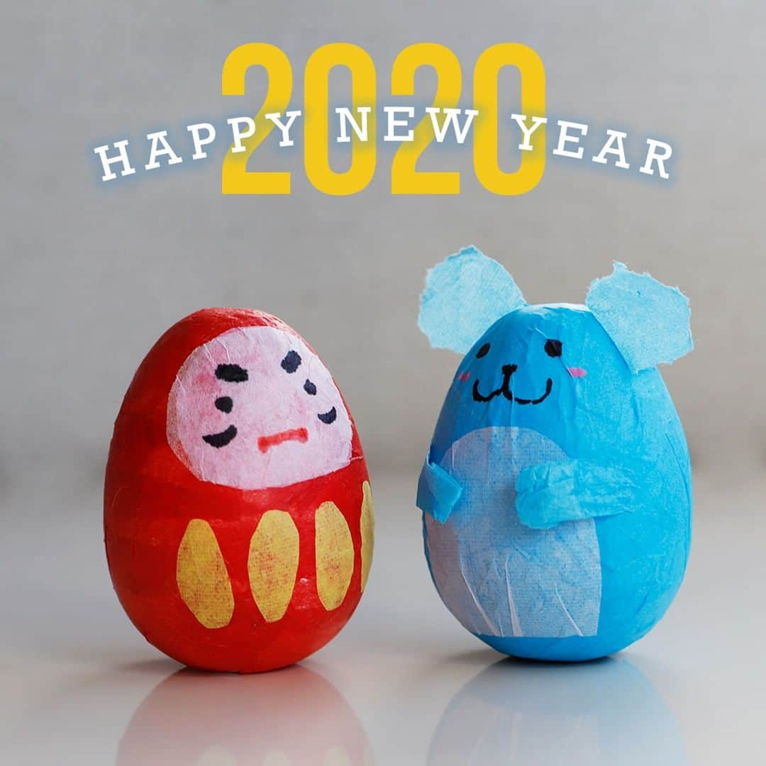 たのでんさんのインスタグラム写真 - (たのでんInstagram)「HAPPY NEW YEAR!⁠ .⁠ ※紹介している商品はこちらから購入できます。画像をタップして商品タグが出て来ます。⁠ .⁠ @tanotsuku をいいね、フォロー、そしてあなたの写真にタグ付けしてください！⁠ #たのつく ・ #tanotsuku⁠ .⁠ ⁠ Homepage: www.tanoden.fun ⁠ Shop: https://www.crafteriaux.co.jp/⁠ .⁠ #クラフテリオ #サンワ #工作 #こうさく #手作り #てづくり #イベント #工作大好き #工作キット #簡単工作 #親子で工作 #工作好き #ハンドメイド #DIY #ワークショップ #workshop #ダルマ #だるま #東大阪 #higashiosaka #newyear #お正月 #冬休み #冬休み工作 #だるまDIY」1月1日 0時00分 - tanotsuku