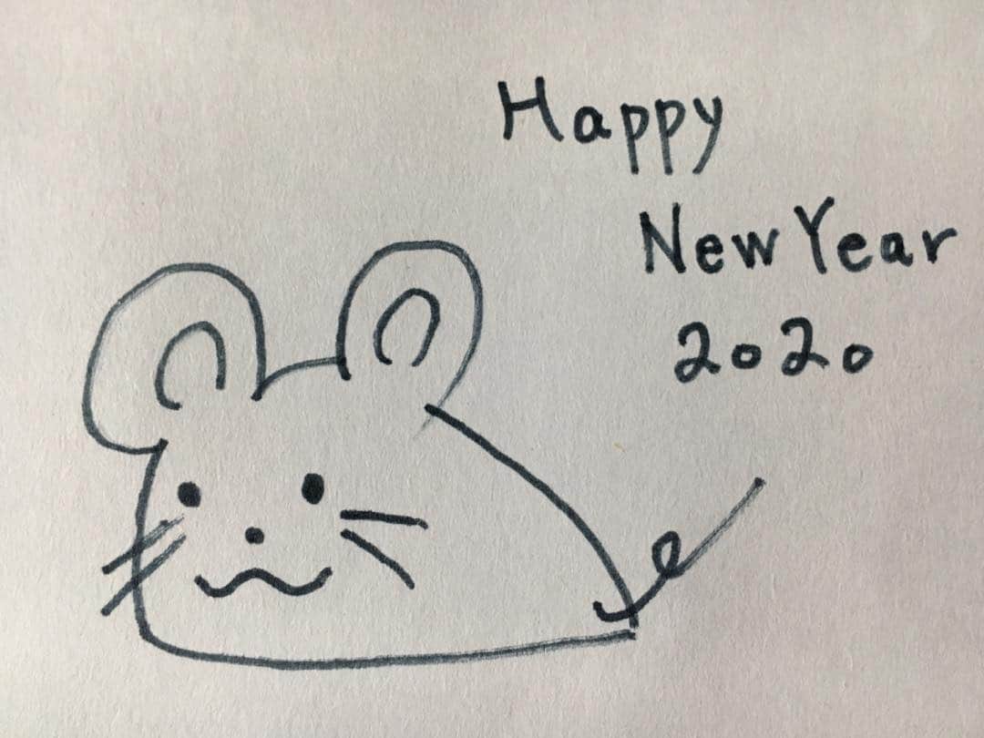水野祐樹さんのインスタグラム写真 - (水野祐樹Instagram)「新年明けましておめでとうございます。 旧年中は、大変お世話になりました。 本年もどうぞよろしくお願い致します。 皆さまに幸多き年であることをお祈りしております。 Happy New Year May the year of 2020 bring you a lot of happiness and smiles. #手書き」1月1日 0時02分 - mizuno_yuki