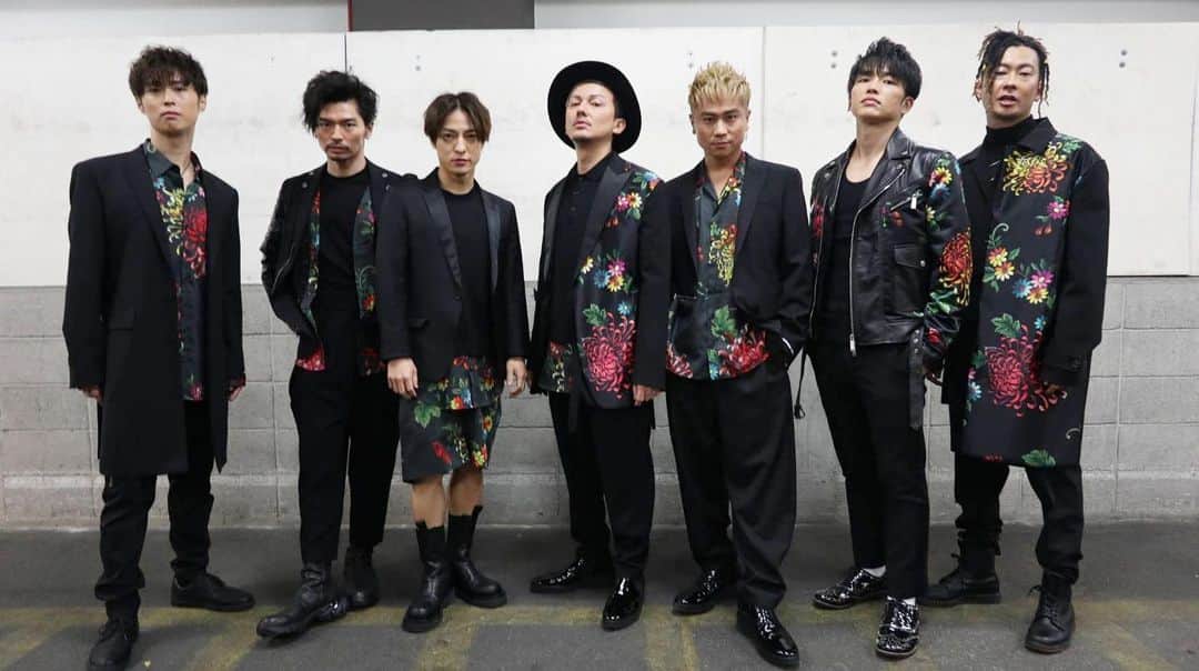のインスタグラム：「新年明けましておめでとうございます🌅🎍🌈 2020年は皆さんに感謝と笑顔を届けられるよう7人で頑張ります😊  今年も皆様よろしくお願いします🌈  #DAPUMP #2020 #明けましておめでとうございます  #感謝 #笑顔 #謹賀新年」