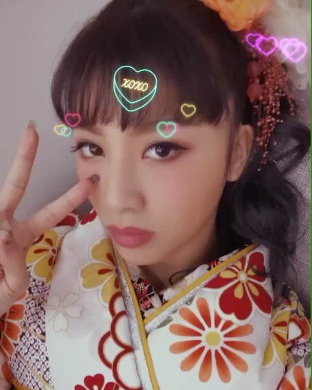 honoka のインスタグラム：「あけましておめでとうございます🎍﻿ 今年もよろしくお願いします✨﻿ ﻿ 今年は年女やから最強やでい🐭❤️﻿ さぁー！スタートやぁー！！！！」