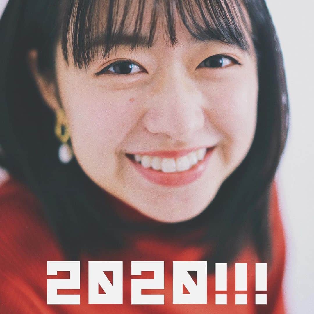 伊倉愛美さんのインスタグラム写真 - (伊倉愛美Instagram)「2020!!! あけましておめでとうございます🎍 今年も宜しくお願いします😆🤲 #happynewyear #2020」1月1日 0時45分 - ikura_manami