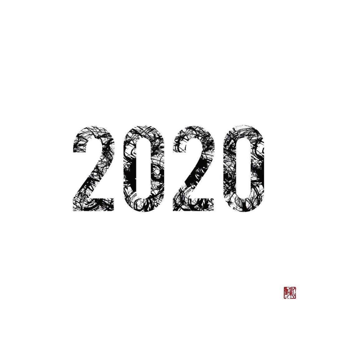 赤間紫動さんのインスタグラム写真 - (赤間紫動Instagram)「.﻿ 明けましておめでとうございます。﻿ 本年も宜しくお願い致します。#2020」1月1日 0時46分 - shido_ak
