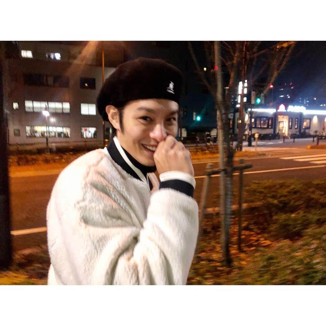 ツァオ・ヨウニン（曹佑寧）のインスタグラム：「2019👋 感謝今年遇到的人事物 2020請多多指教🤜🤛 新年快樂🍾️」