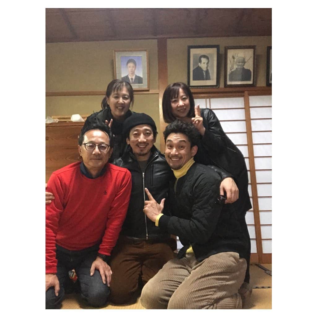 江口雅也さんのインスタグラム写真 - (江口雅也Instagram)「明けましておめでとうございます。 本年もよろしくお願いします。 笑いを生む2020年に😆  @heads_corporation #malemodel #asianmodel #japanese #instagood #instagram #instalike #instalove #smile」1月1日 0時56分 - masaya0429