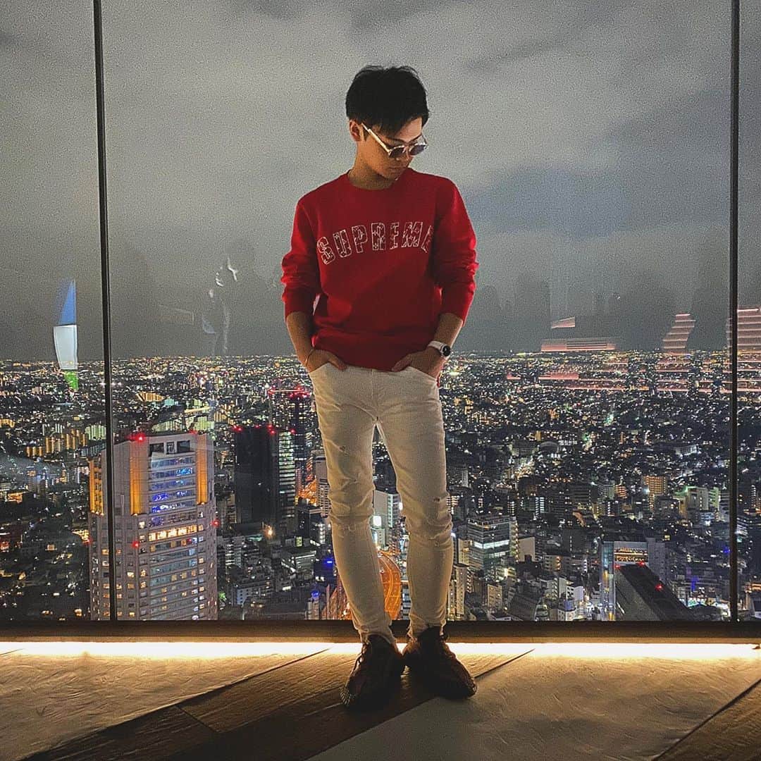 のインスタグラム：「明けましておめでとうございます⛩🎍 2020年も突き抜けます。 応援してください😌 戸田英志 _ #2020年 #令和2年 #明けましておめでとうございます  #高校生社長 #戸田英志 #起業家 #TikToker #ティックトッカー #YouTuber #ユーチューバー #原宿 #竹下通り #表参道 #青山 #新宿 #渋谷 #六本木 #東京 #tokyo」