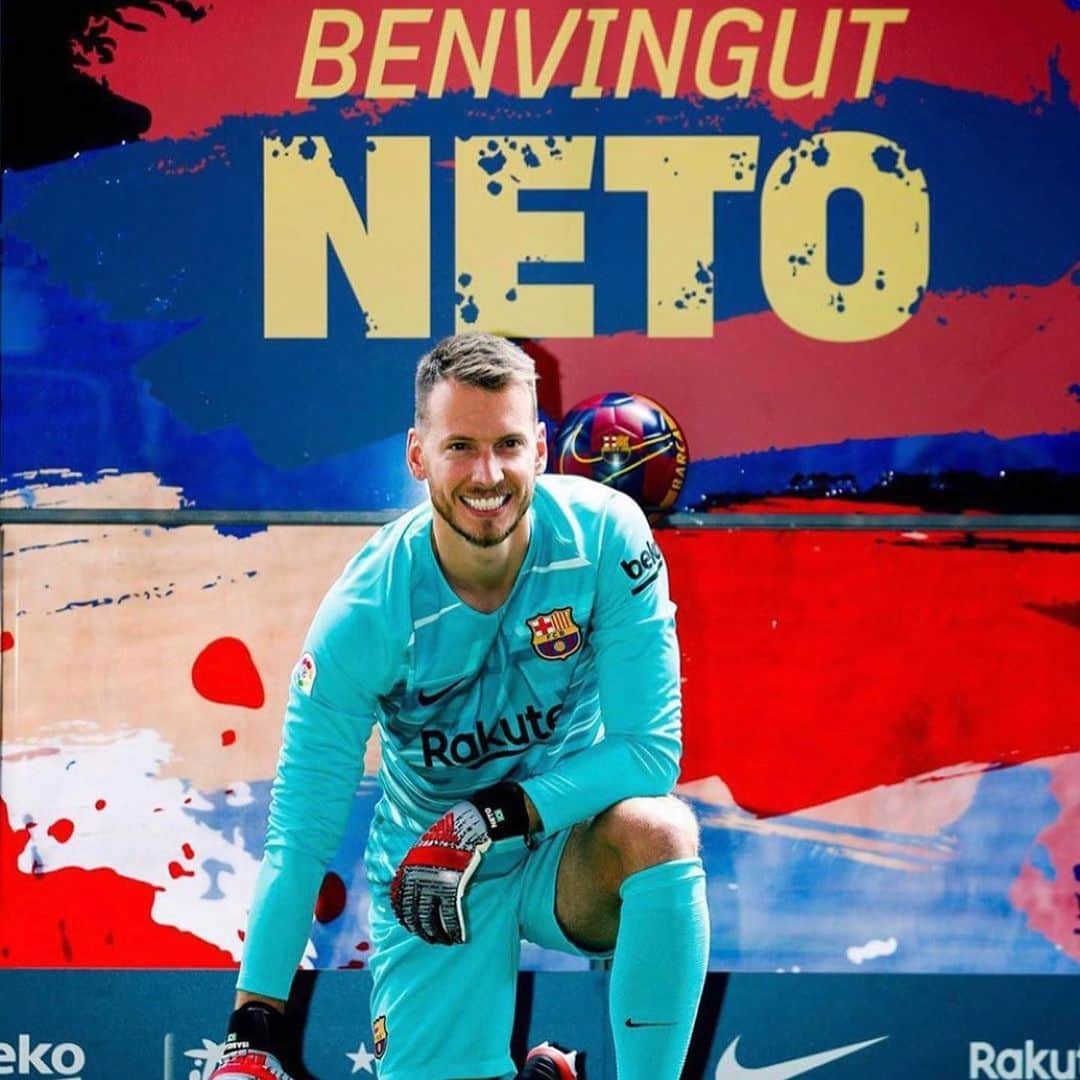 ノルベルト・ムラーラ・ネトのインスタグラム：「Gracias 2019! Año muy importante en mi carrera.  Gracias a todos por vuestro cariño conmigo. Que en 2020 sigamos teniendo buenos momentos juntos! @fcbarcelona ❤️💙」