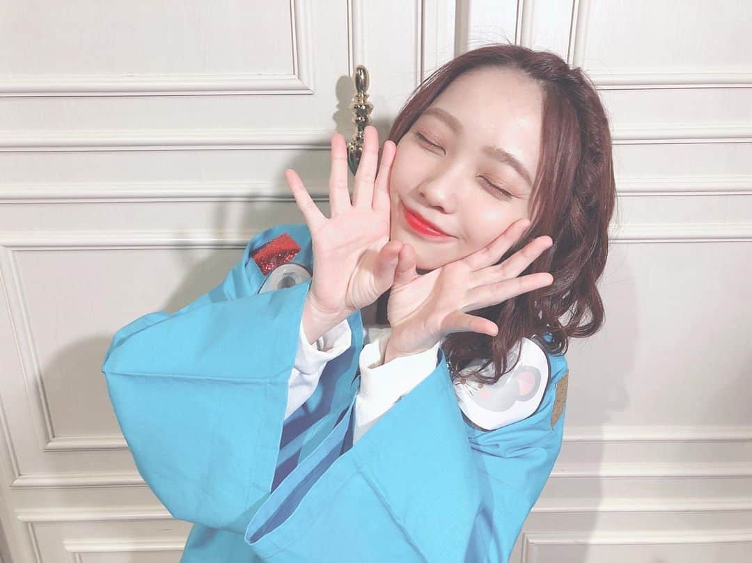 仲村和泉のインスタグラム：「あけましておめでとうございます☺︎ . 今年も応援よろしくお願いします！ . #happynewyear」
