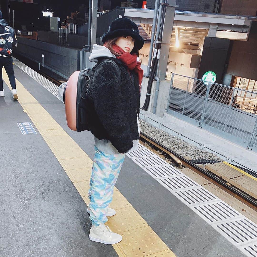 吉澤友貴さんのインスタグラム写真 - (吉澤友貴Instagram)「2020寒すぎな😭」1月1日 2時04分 - yuki_yoshizawa_