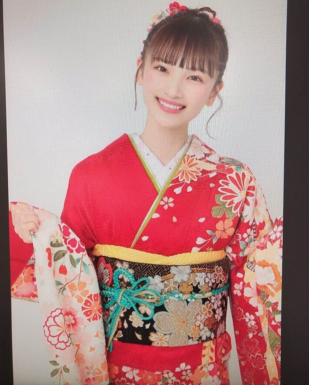 太野彩香さんのインスタグラム写真 - (太野彩香Instagram)「明けましておめでとうございます。昨年はファンの皆様に大変お世話になりました。今年もよろしくお願いしマウス🐭 #2020年」1月1日 2時22分 - tanoayaka2