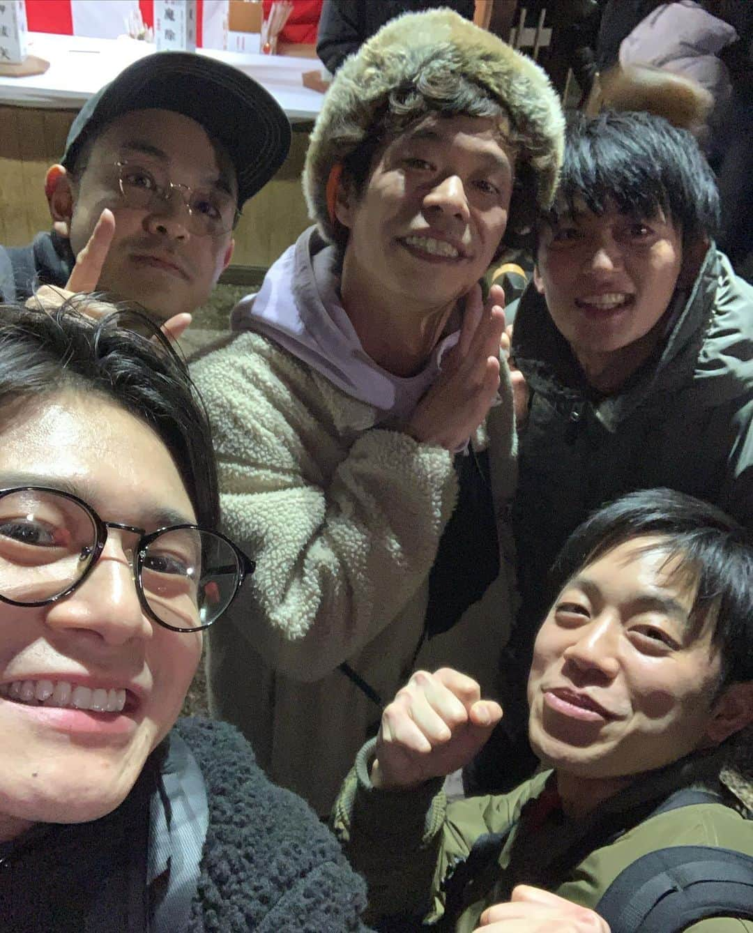 多田智佑さんのインスタグラム写真 - (多田智佑Instagram)「新年明けましておめでとうございます！ そしてカウントダウンライブありがとうございました！！ 本年もよろしくお願いします！！ 良い年にするぞ！！ トットを宜しくお願い致します！！ きっと良い年明けを切ったはず！！ #トット #よしもと漫才劇場」1月1日 2時47分 - tottotada